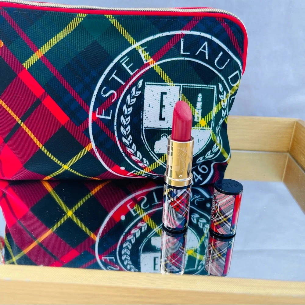 Estée Lauder Lip Stick - Limited Edition